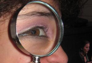Magnifying_glass_2911